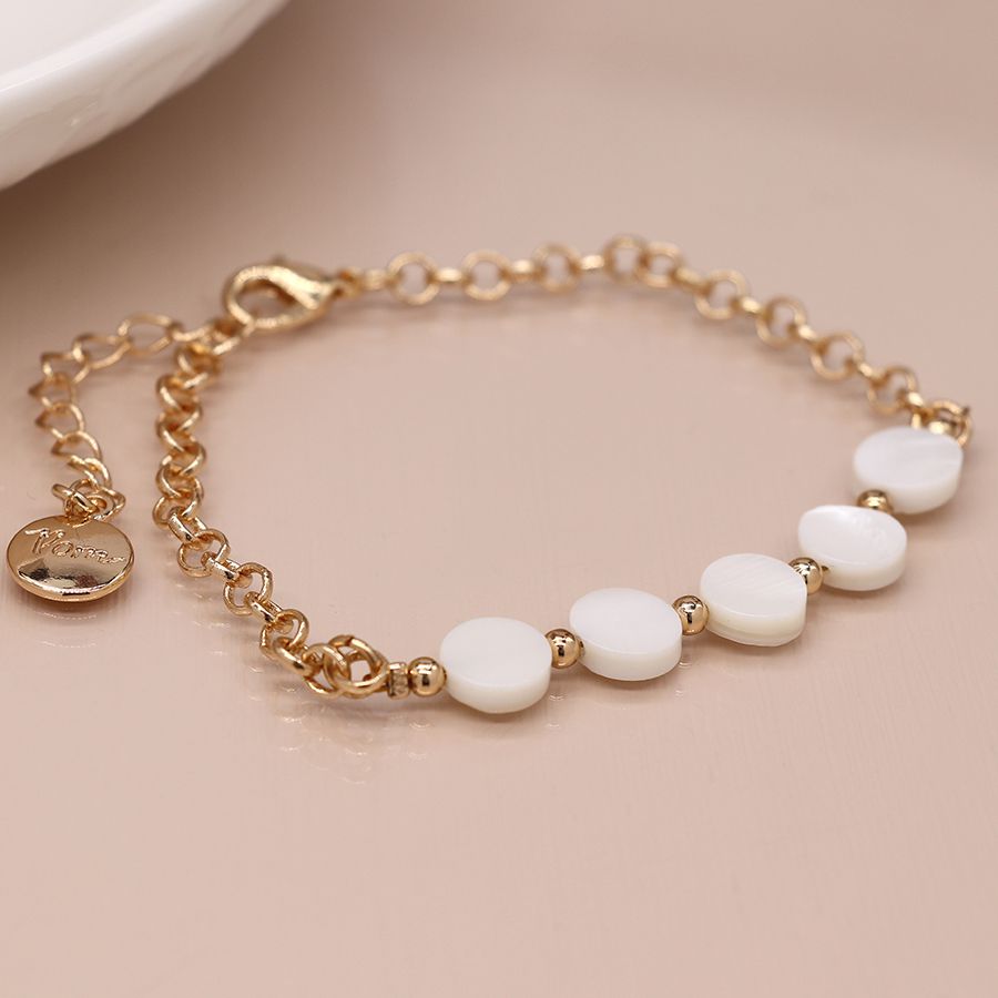 Golden chain and pearl discs bracelet