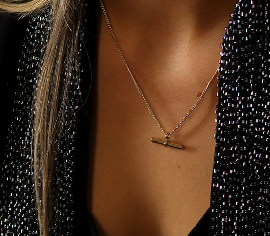 Golden chunky chain and t-bars necklace