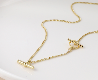 Golden chunky chain and t-bars necklace