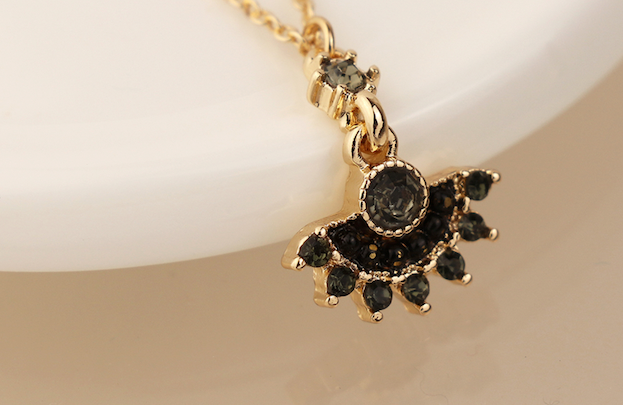 Black and Golden Fan Pendant on Fine Golden Chain
